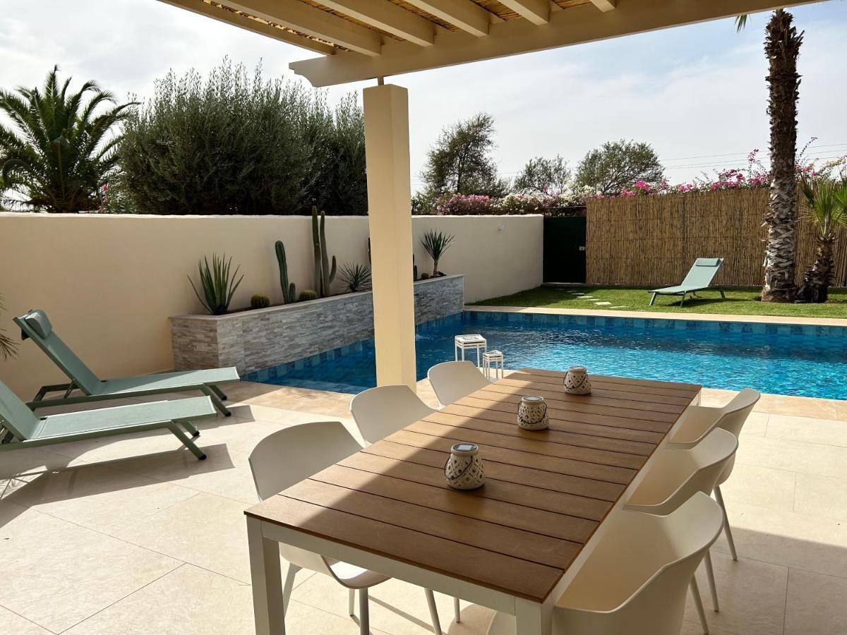 Villa Nawal Et Sa Piscine Chauffee Sans Vis-A-Vis Agadir Buitenkant foto
